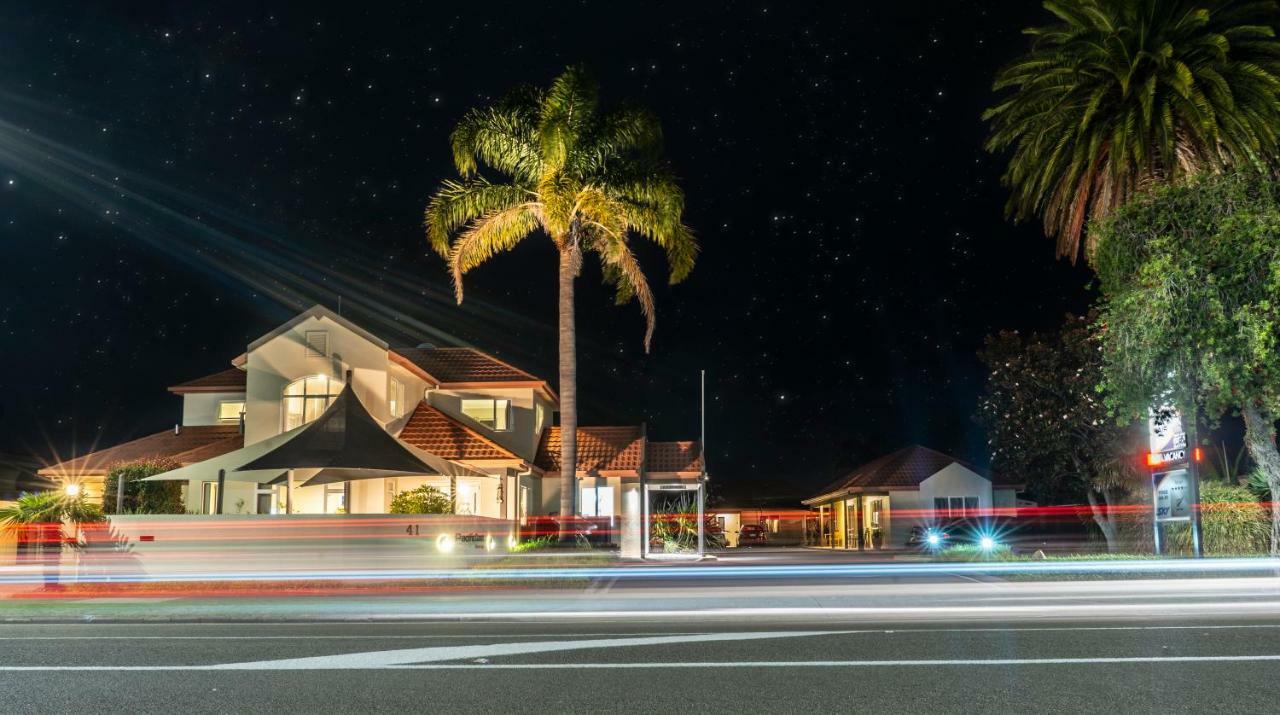 Pacific Coast Motor Lodge Уакатане Экстерьер фото